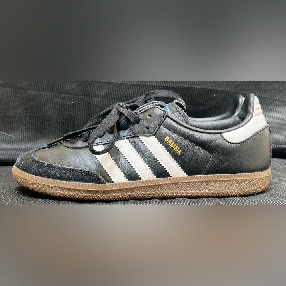 Adidas Samba black and white gum size 7